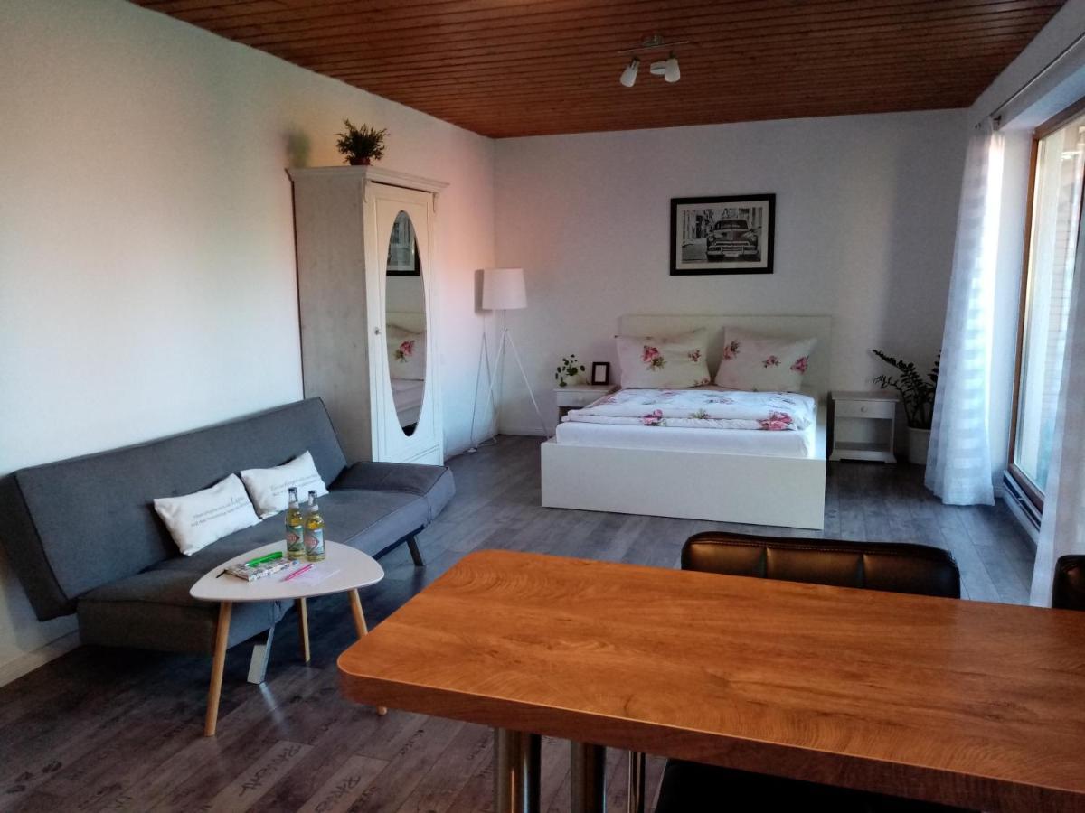 Schoene Einzimmer Wohnung Zwischen Bodensee Und Allgaeu Neukirch  Exterior foto