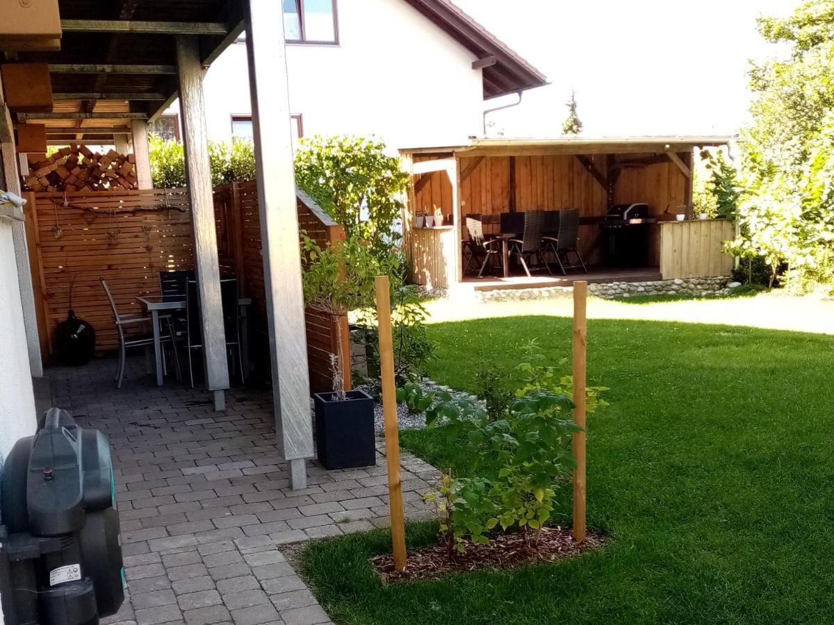 Schoene Einzimmer Wohnung Zwischen Bodensee Und Allgaeu Neukirch  Exterior foto